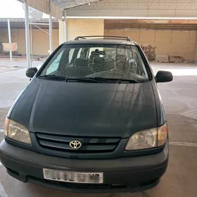 Toyota Sienna 2001