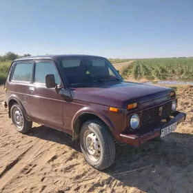 Lada Niva 2005
