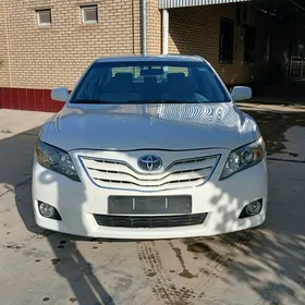 Toyota Camry 2011