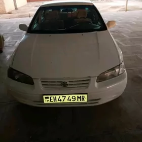 Toyota Camry 1998