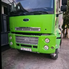 Ford Cargo 3535D 2014