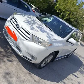 Toyota Highlander 2011