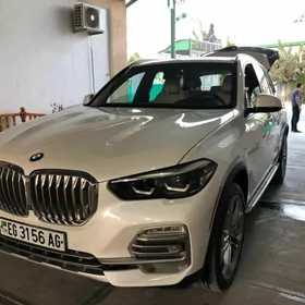 BMW X5 2021