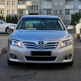 Toyota Camry 2010