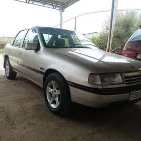 Opel Vectra 1990