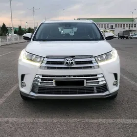 Toyota Highlander 2017