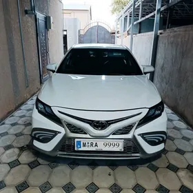 Toyota Camry 2022