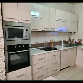 Mir4 4 komnaty 5 etaj 105m²