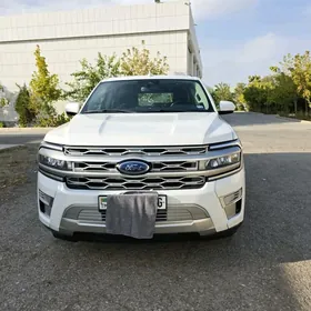 Ford Expedition 2022