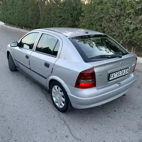 Opel Astra 1998