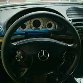 Mersedes Rol w211