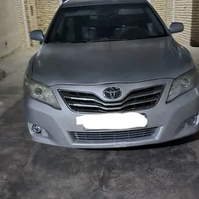 Toyota Camry 2010