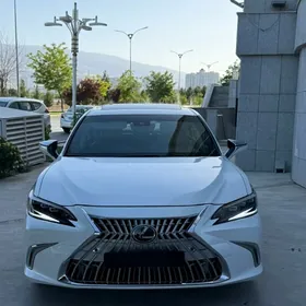 Lexus ES 350 2021