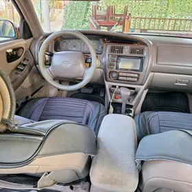 Toyota Avalon 1996