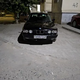 BMW 525 1992