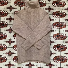 Galyn sweater