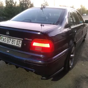 BMW E39 2002