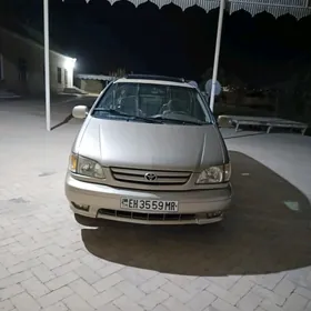 Toyota Sienna 2002