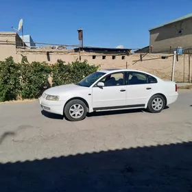 Volkswagen Passat 1999