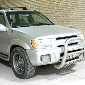 Infiniti QX4 2003
