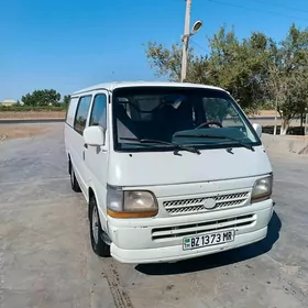 Toyota Hiace 1996