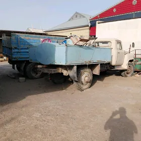 Gaz 52 1989