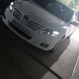 Toyota Camry 2010
