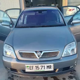 Opel Vectra 2004