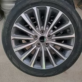 KIA CADENZA DISKA 18