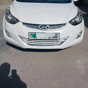 Hyundai Elantra 2013