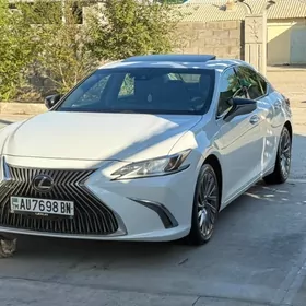 Lexus ES 350 2019