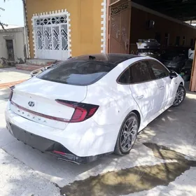 Hyundai Sonata 2021