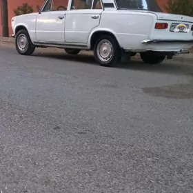 Lada 2104 1980