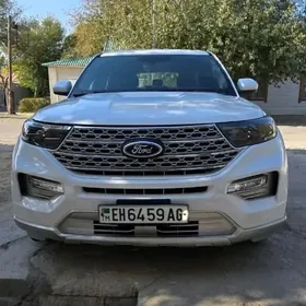 Ford Explorer 2022