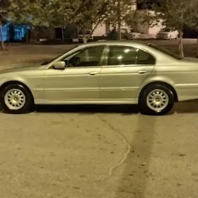 BMW E39 1999