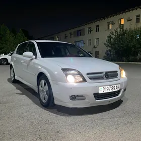 Opel Signum 2004