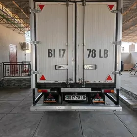 Mitsubishi Canter 2023