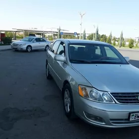 Toyota Avalon 2000