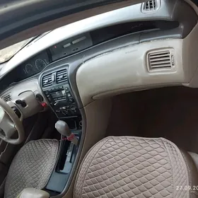 Toyota Avalon 2000