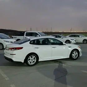 Kia Optima 2020