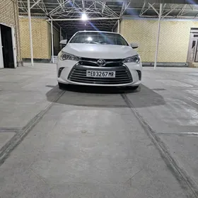 Toyota Camry 2017