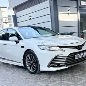 Toyota Camry 2018
