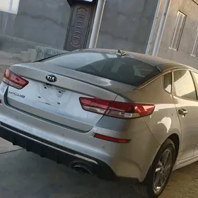 Kia Optima 2020
