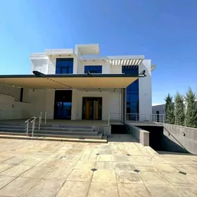 EŶESINDEN JAŶ