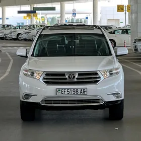 Toyota Highlander 2013