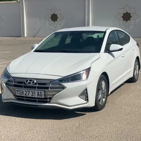 Hyundai Elantra 2020