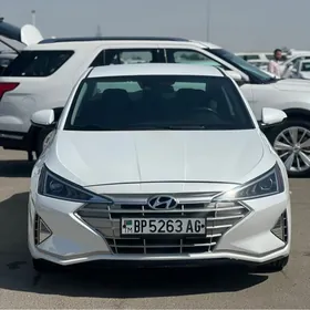Hyundai Elantra 2020