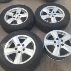 16 Lexus diska