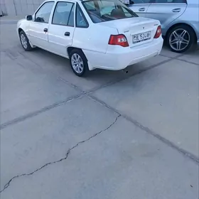 Daewoo Nexia 2015