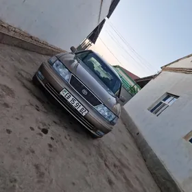 Toyota Avalon 1999